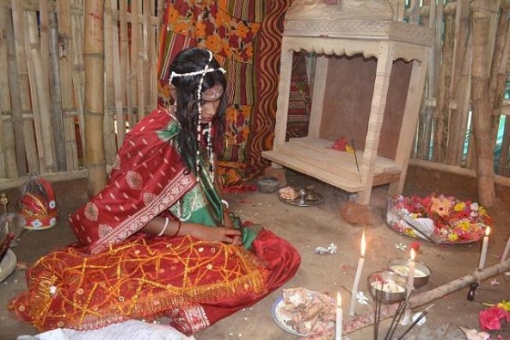 Kamalpur : Minor girl bids to marry snake